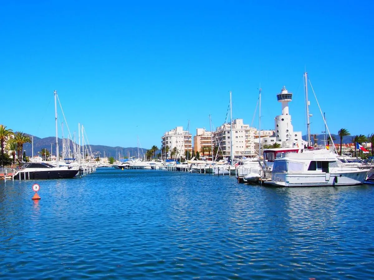 Apartment Club Nautic-9 By Interhome Empuriabrava